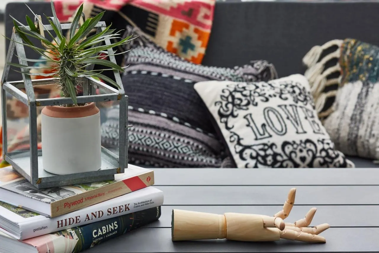Отель Moxy Denver Cherry Creek